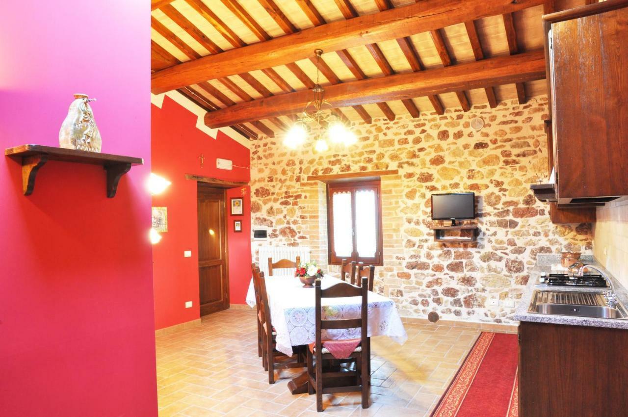 Agriturismo Arcobaleno Della Torretta Giano dell'Umbria Exterior photo